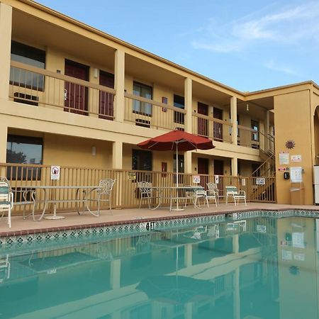 Red Roof Inn Ardmore Dış mekan fotoğraf