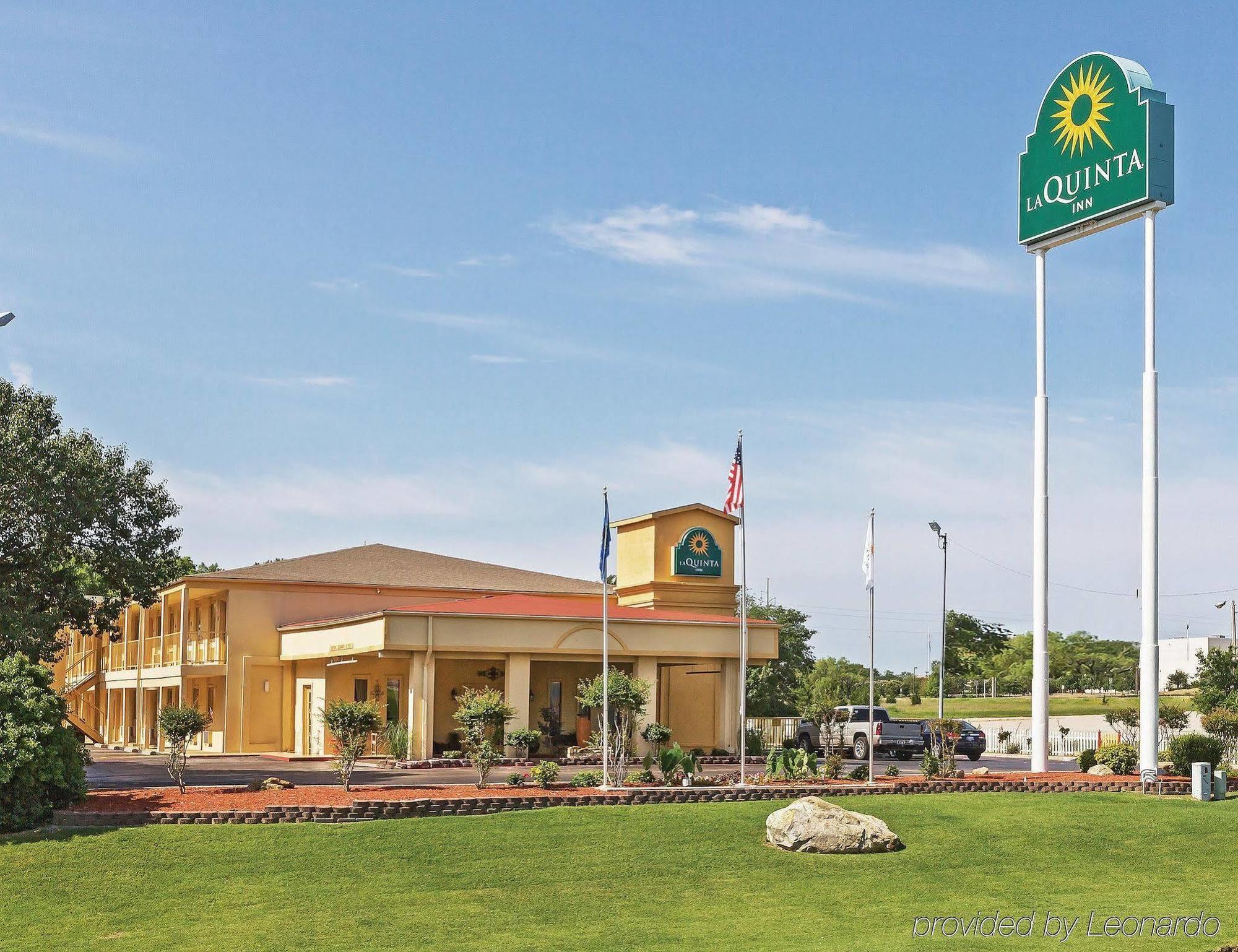 Red Roof Inn Ardmore Dış mekan fotoğraf